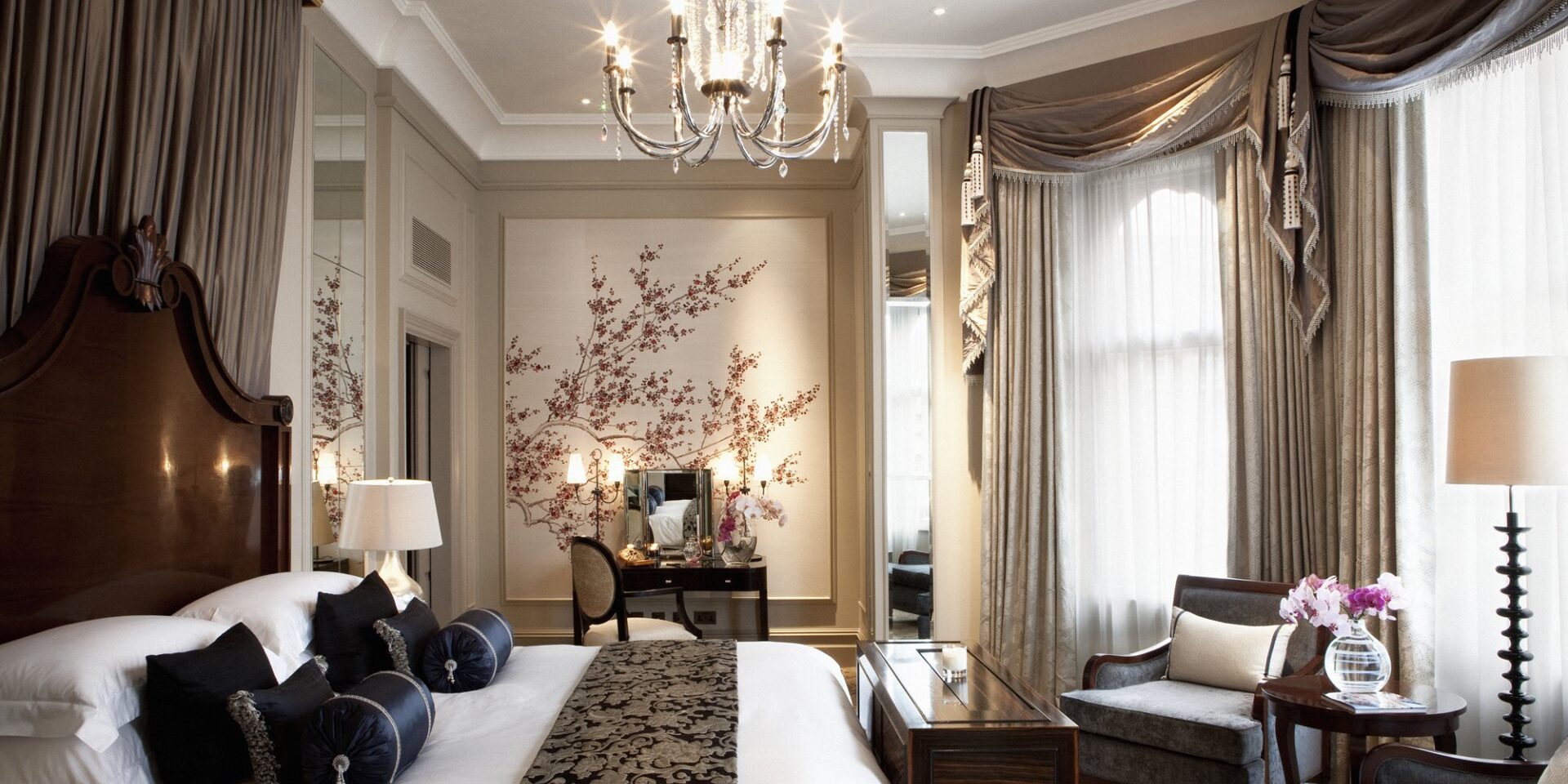 The Langham London - Travel House