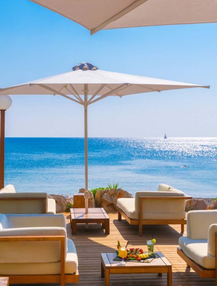 64 410 Almyra Beach Bar Elysium