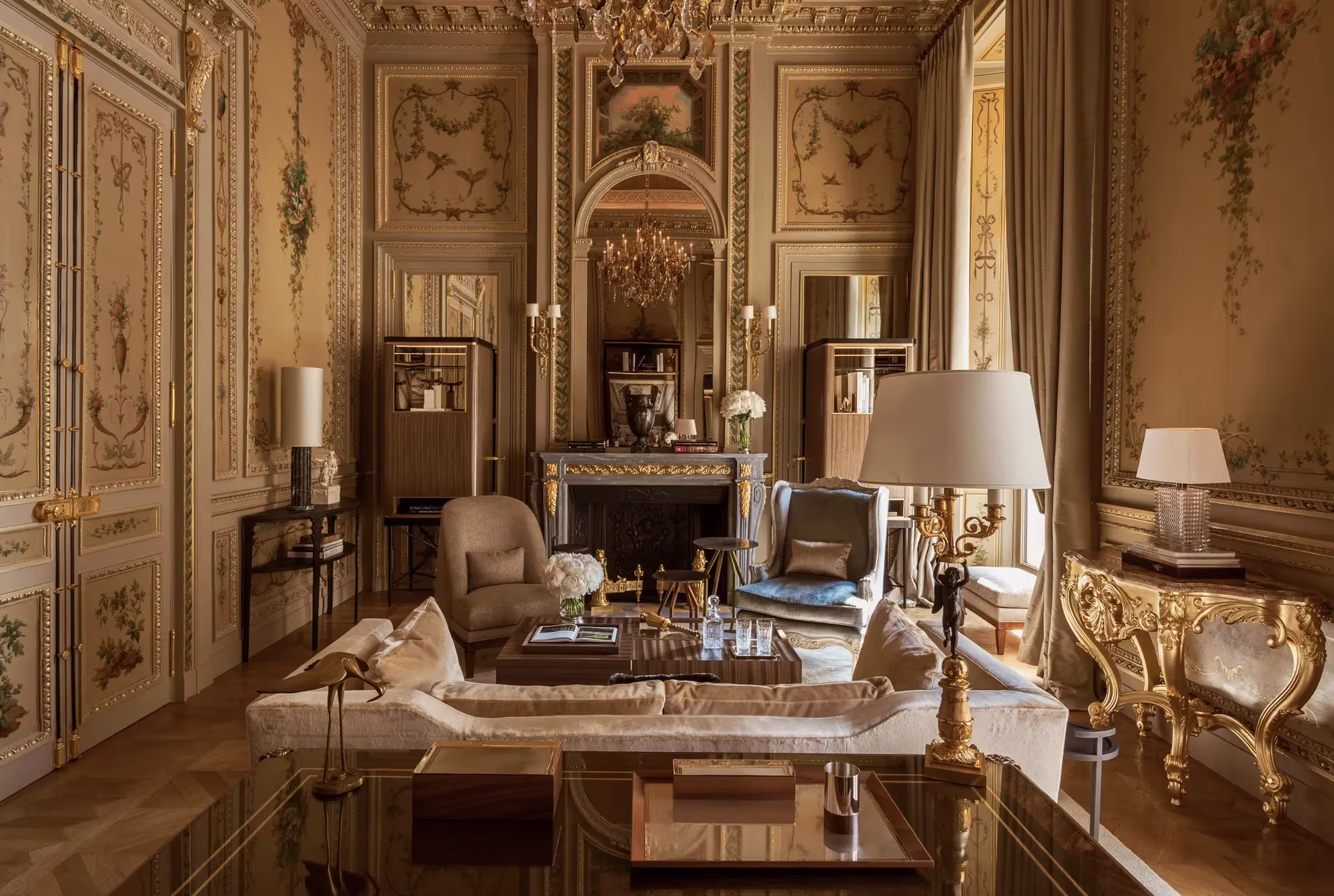 Rwcri 3 0 Brand Com Assets Hero Suite Duc De Crillon 209 Living Room